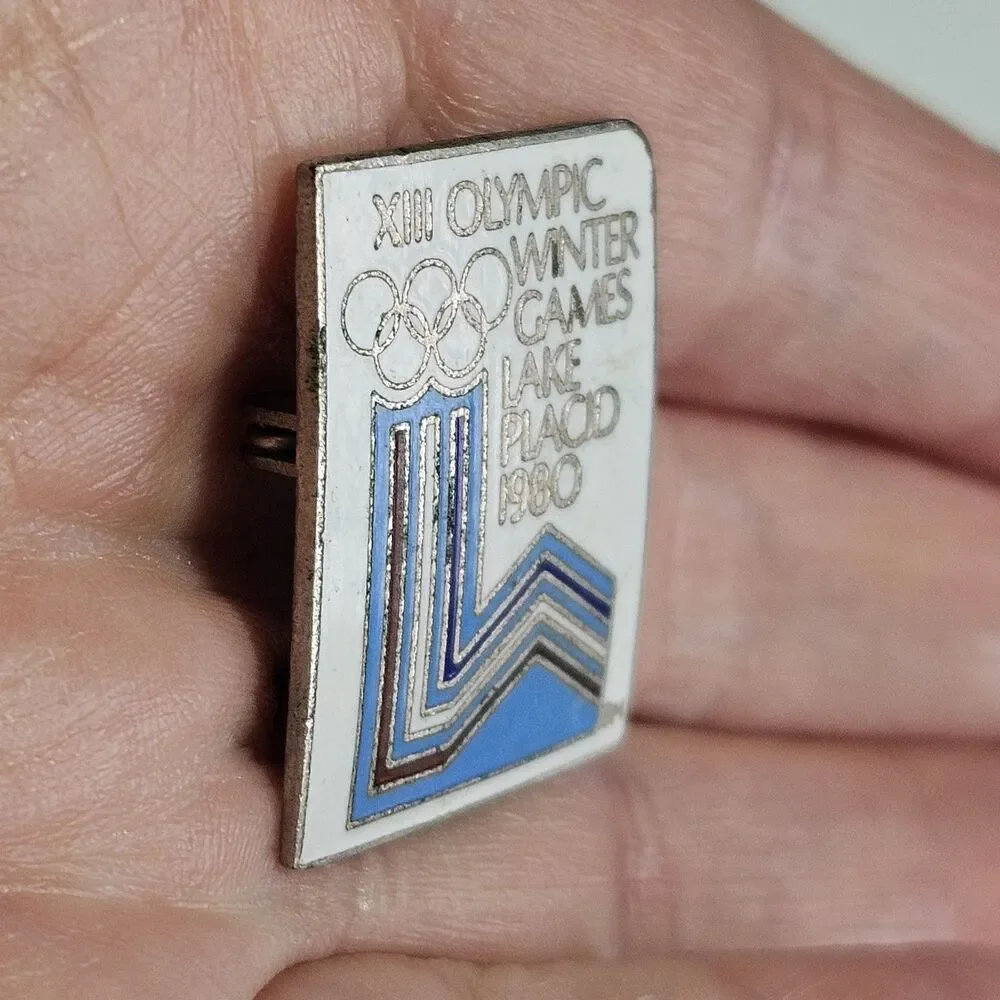 Vntg 1980 XIII Olympic Winter Games Lake Placid Enamel Lapel Pin Silver Tone
